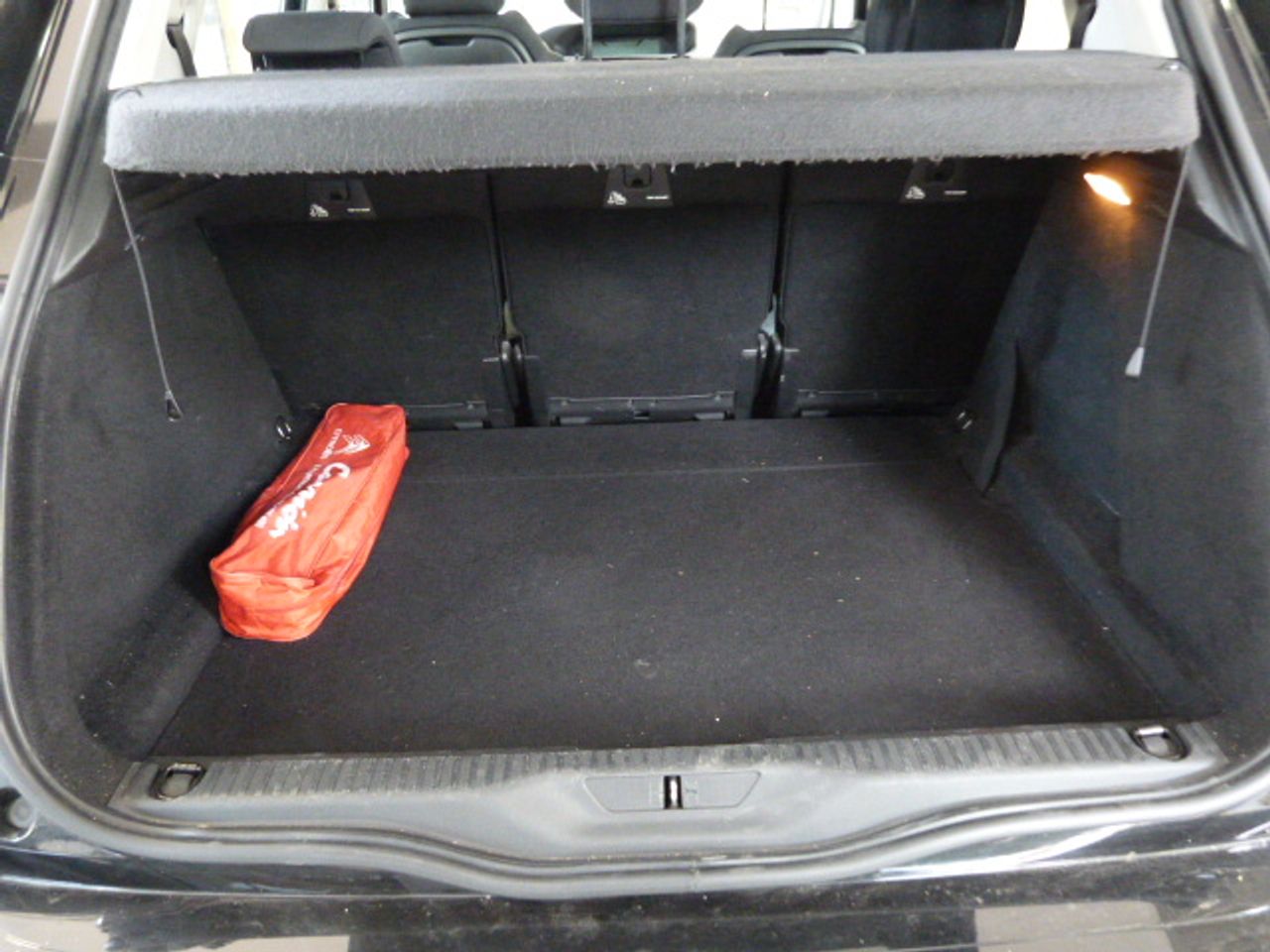 Citroën C4 Picasso C4 Picasso PureTech 130 SS 6v Live Edition un solo propietario, kilómetros garantizados  - Foto 17