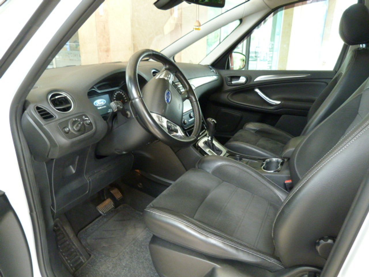 Ford S Max FORD - SMAX 2.0 TDCI 140CV TITANIUM muy muy bien cuidado, kilómetros garantizados - Foto 31
