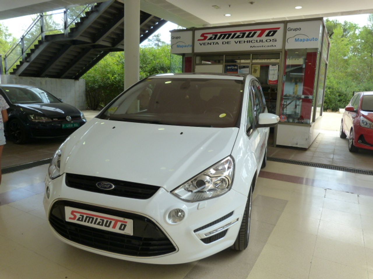 Ford S Max FORD - SMAX 2.0 TDCI 140CV TITANIUM muy muy bien cuidado, kilómetros garantizados - Foto 3