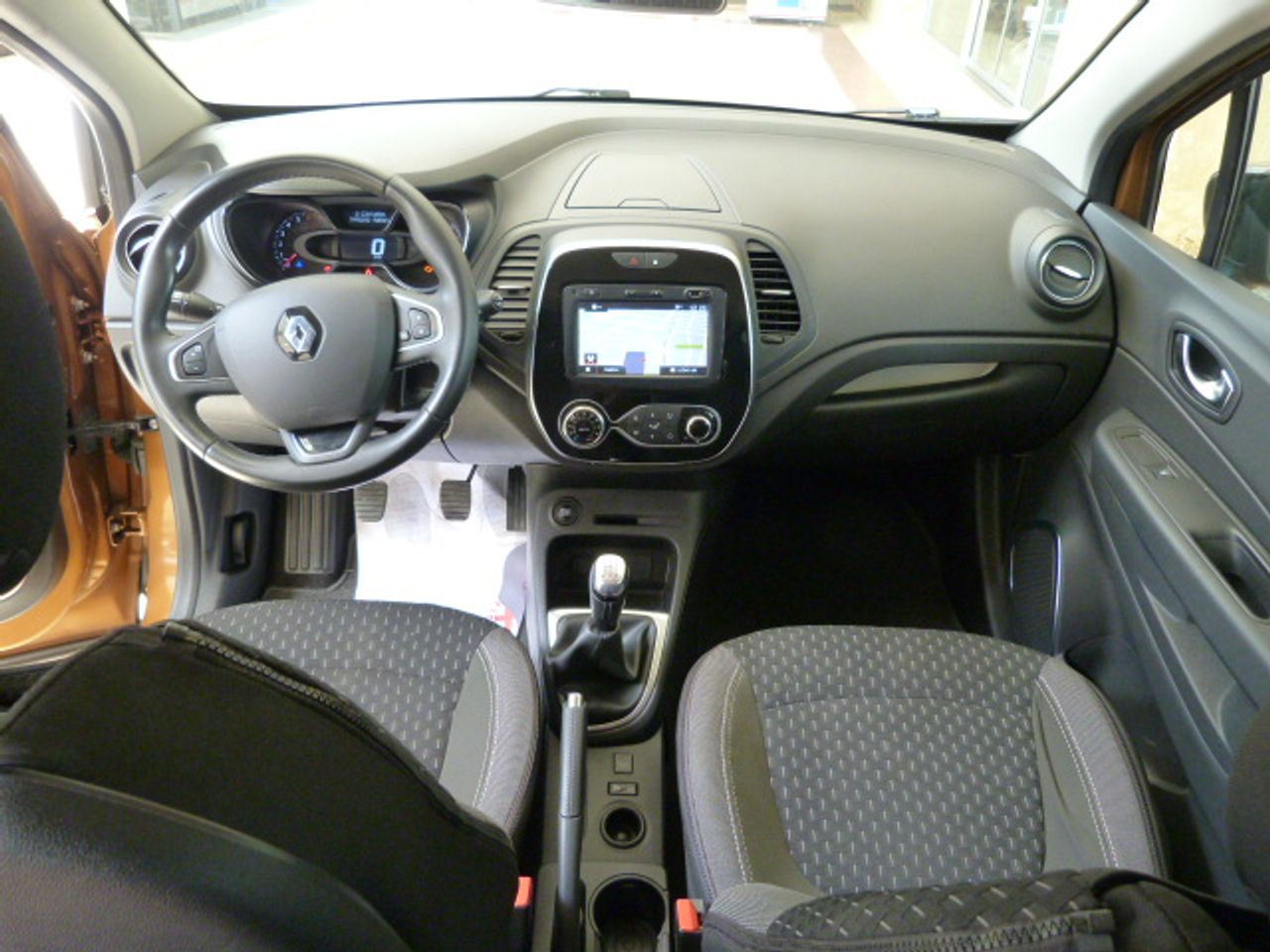 Renault Captur RENAULT Captur Zen Energy TCe completamente nuevo muy bien equipado - Foto 38