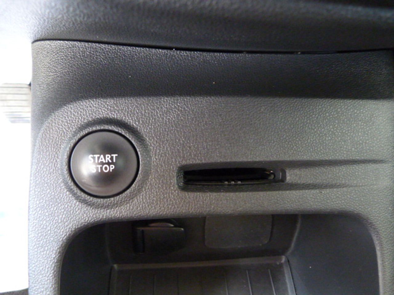 Renault Captur RENAULT Captur Zen Energy TCe completamente nuevo muy bien equipado - Foto 31