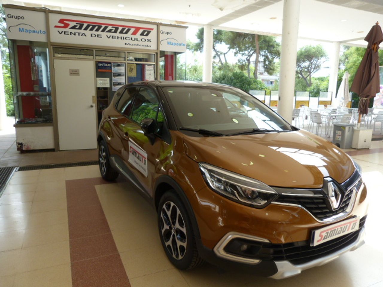 Renault Captur RENAULT Captur Zen Energy TCe completamente nuevo muy bien equipado - Foto 4