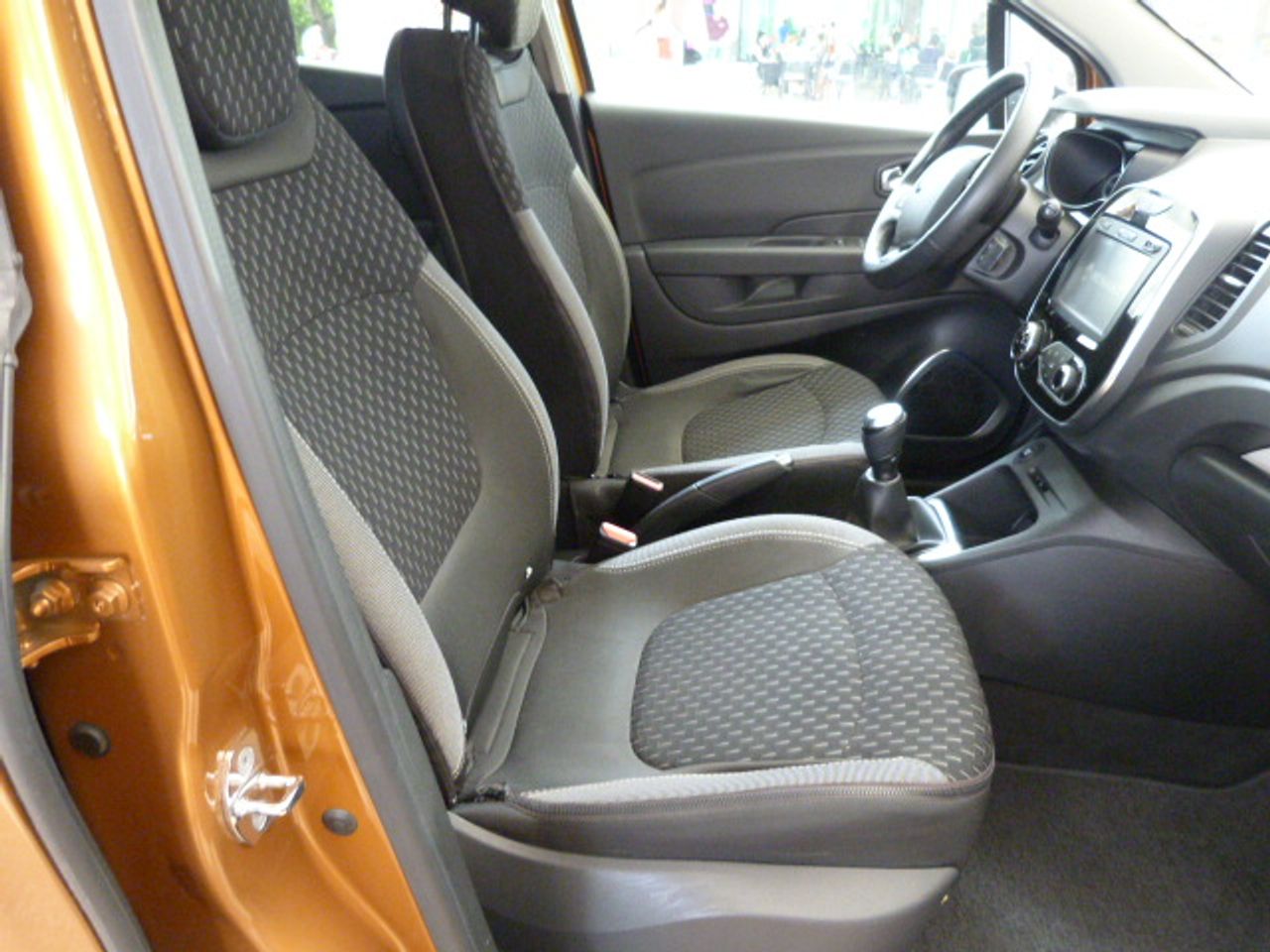 Renault Captur RENAULT Captur Zen Energy TCe completamente nuevo muy bien equipado - Foto 10