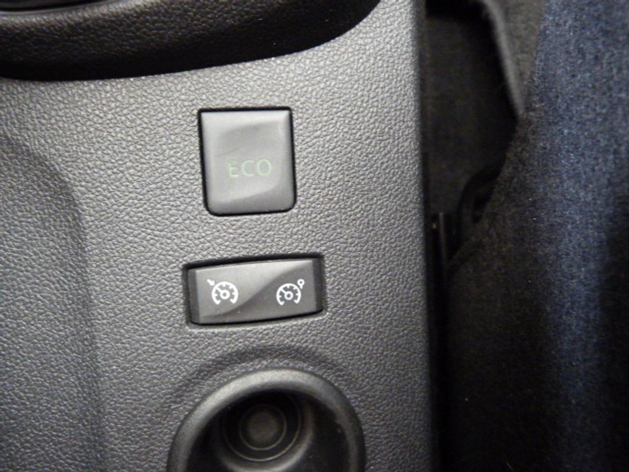 Renault Captur RENAULT Captur Zen Energy TCe completamente nuevo muy bien equipado - Foto 34