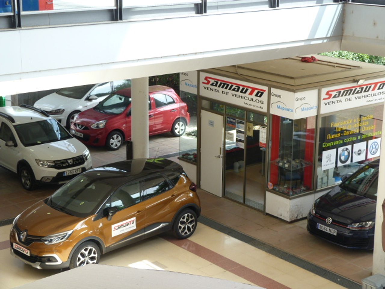 Renault Captur RENAULT Captur Zen Energy TCe completamente nuevo muy bien equipado - Foto 39