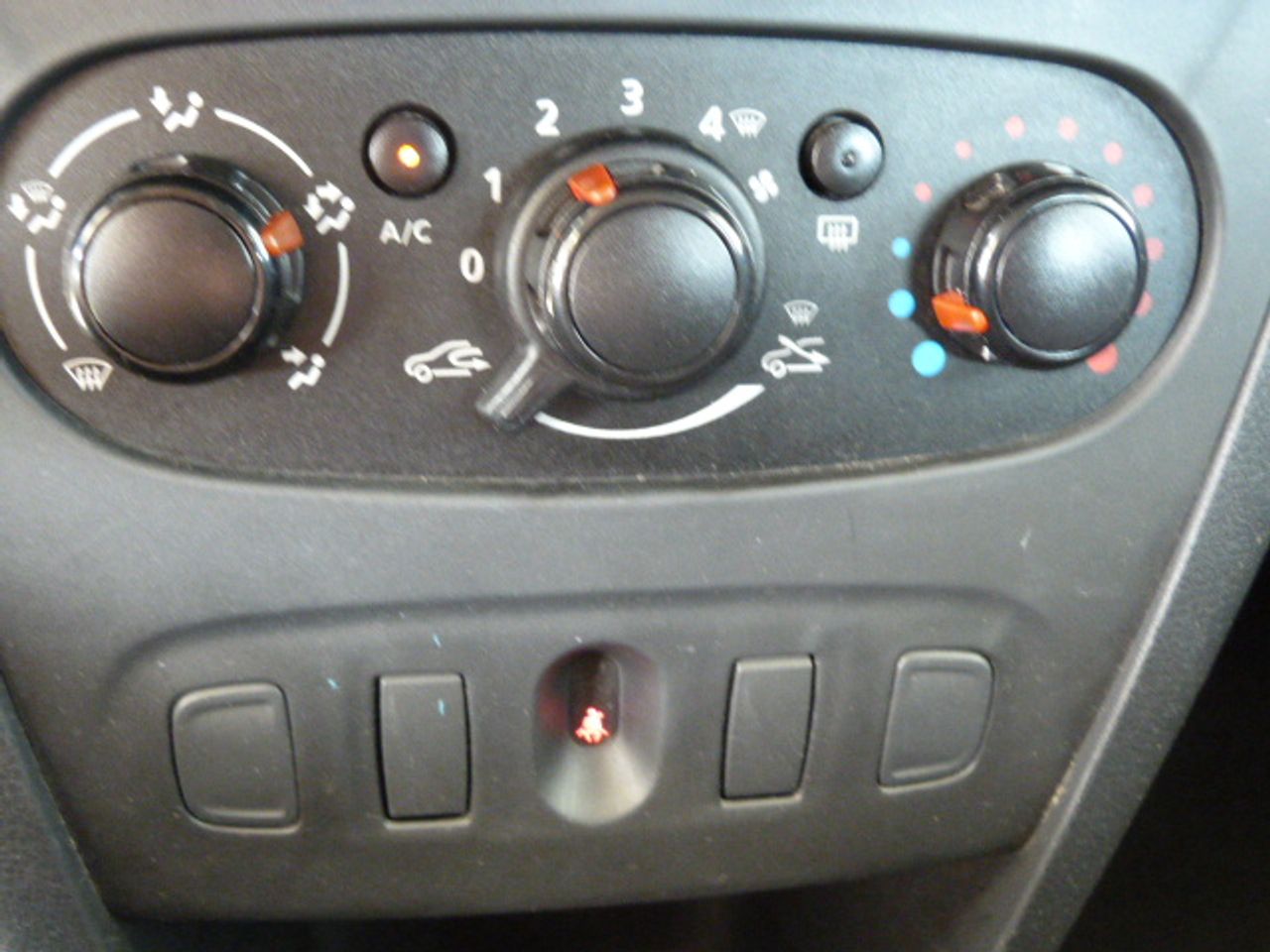 Dacia Sandero DACIA Sandero Stepway Ambiance dCi un solo propietario, kilómetros garantizados  - Foto 22