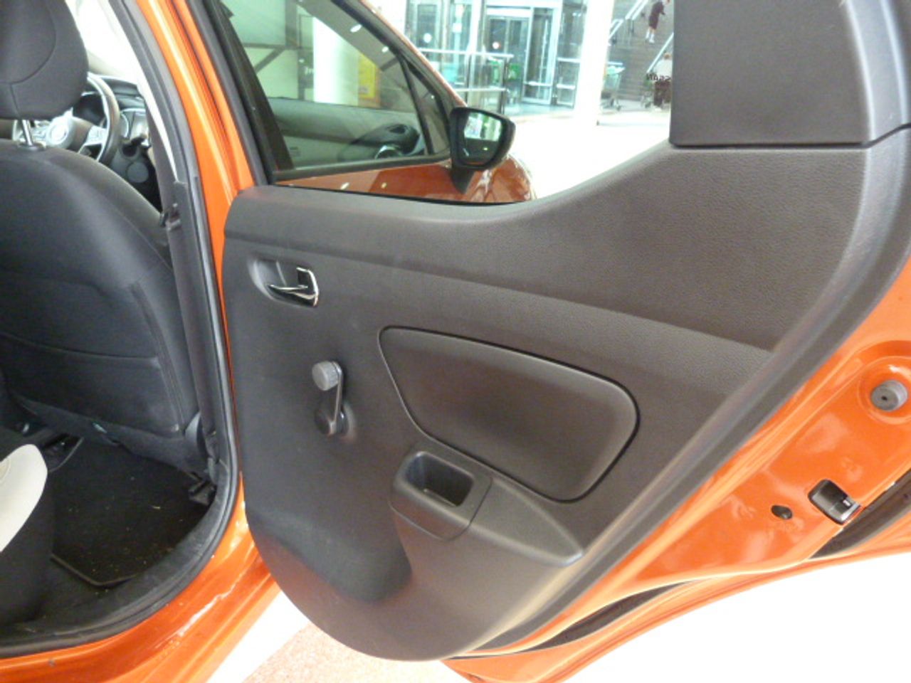 Nissan Micra NISSAN Micra 1.5dCi 90 CV SS BOSE Limited E. un solo propietario, libro de revisiones - Foto 10