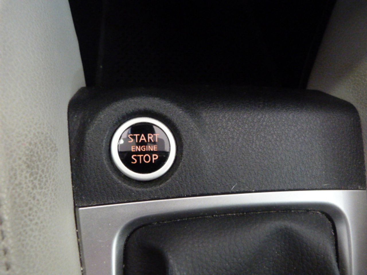 Nissan Micra NISSAN Micra 1.5dCi 90 CV SS BOSE Limited E. un solo propietario, libro de revisiones - Foto 35