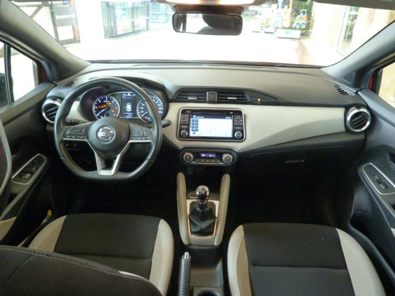 Nissan Micra NISSAN Micra 1.5dCi 90 CV SS BOSE Limited E. un solo propietario, libro de revisiones - Foto 40