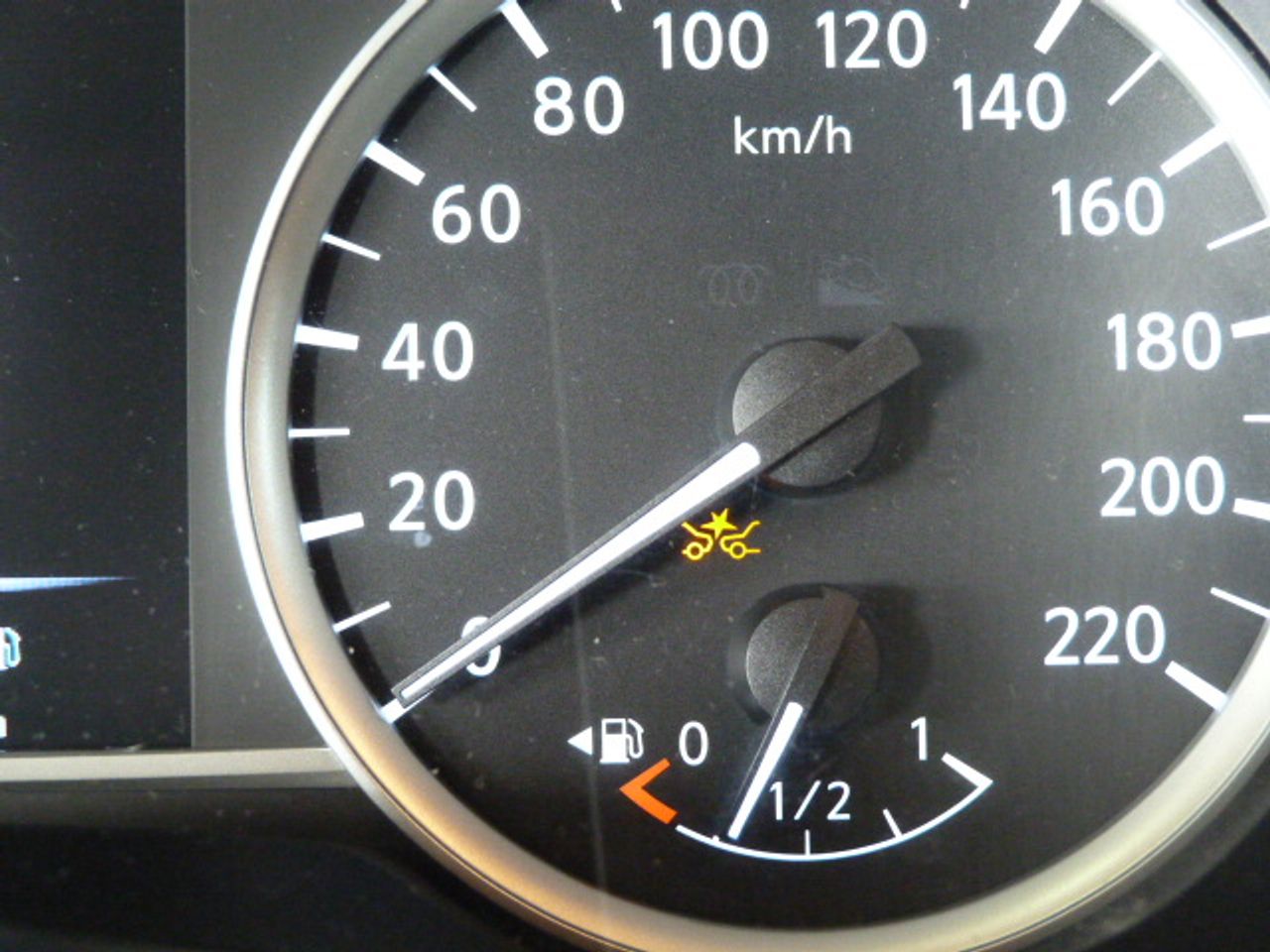 Nissan Micra NISSAN Micra 1.5dCi 90 CV SS BOSE Limited E. un solo propietario, libro de revisiones - Foto 29