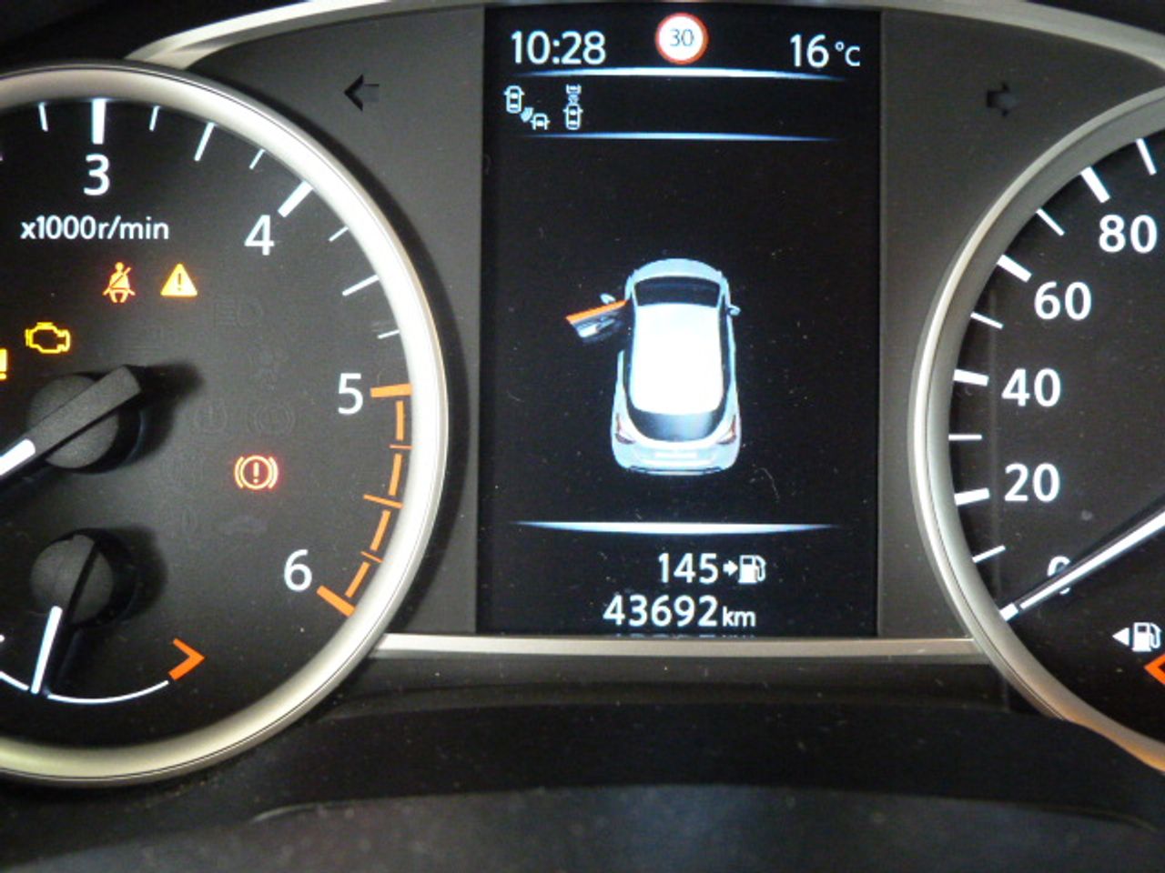 Nissan Micra NISSAN Micra 1.5dCi 90 CV SS BOSE Limited E. un solo propietario, libro de revisiones - Foto 25