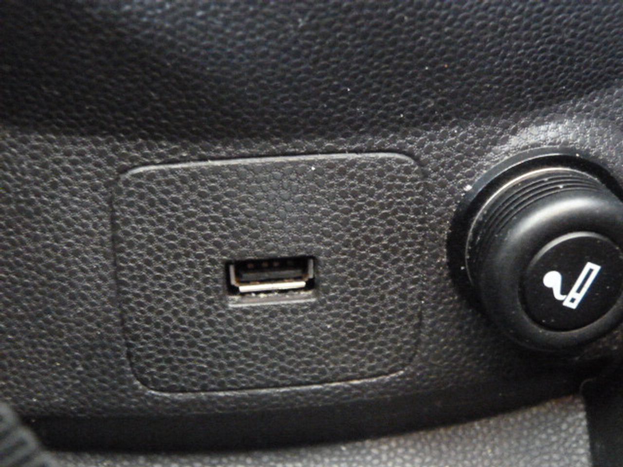 Ford Fiesta FORD Fiesta 1.25 Duratec Trend muy muy bien cuidado, kilómetros garantizados - Foto 33
