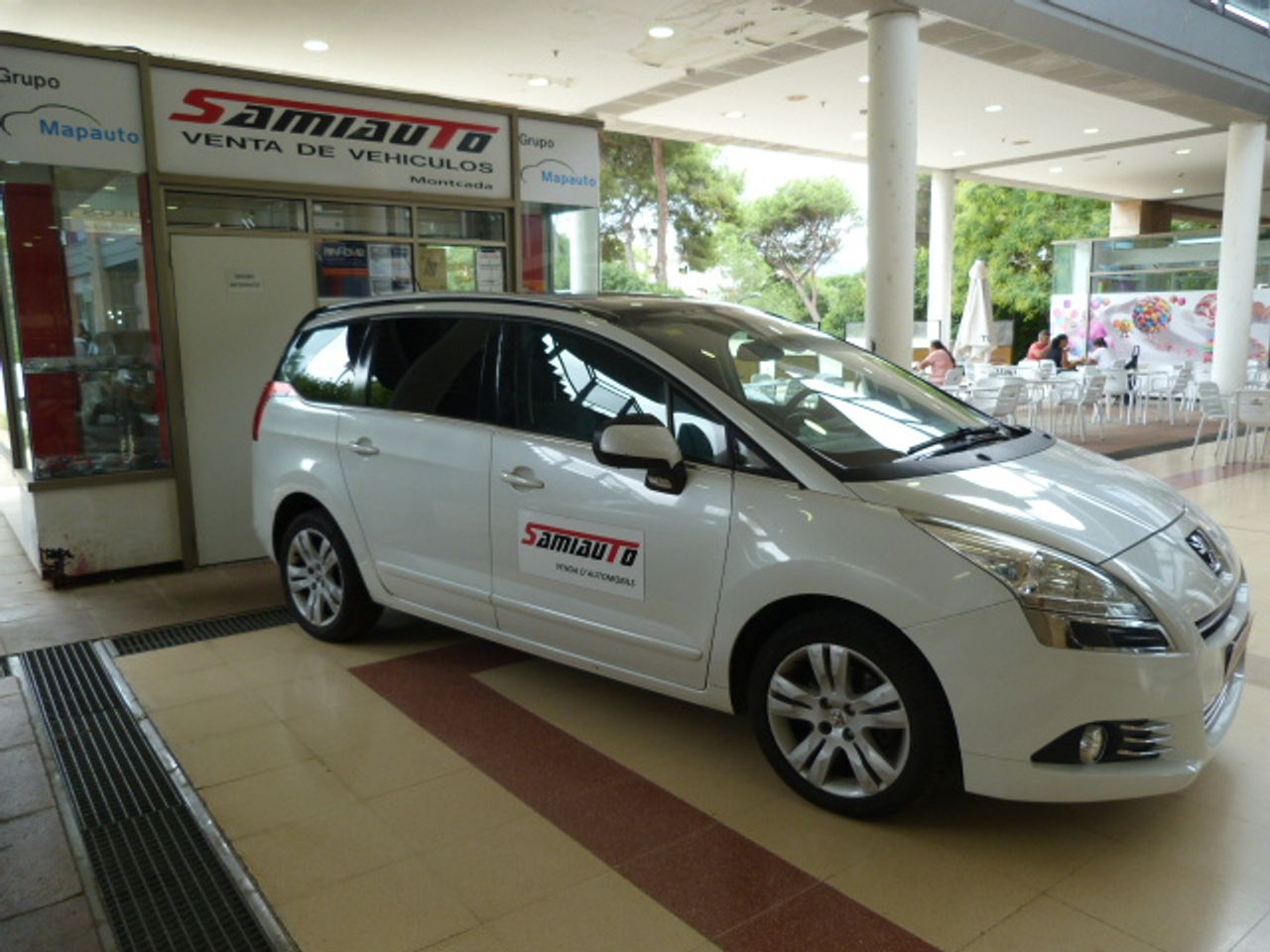 Peugeot 5008 Sport Pack 1.6 THP 156 muy muy bien cuidado, kilómetros garantizados - Foto 8