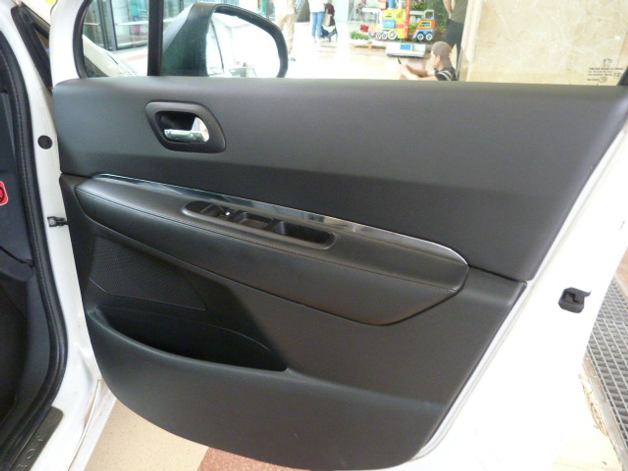 Peugeot 5008 Sport Pack 1.6 THP 156 muy muy bien cuidado, kilómetros garantizados - Foto 9
