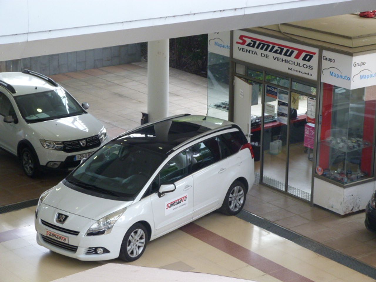 Peugeot 5008 Sport Pack 1.6 THP 156 muy muy bien cuidado, kilómetros garantizados - Foto 51