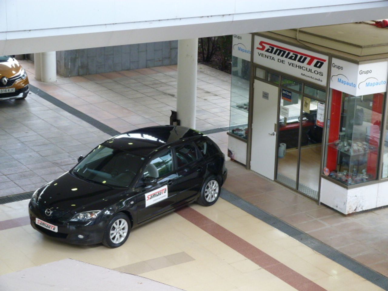 Mazda MX-30 Mazda3 1.6 VVT Active muy muy bien cuidado, kilómetros garantizados - Foto 36