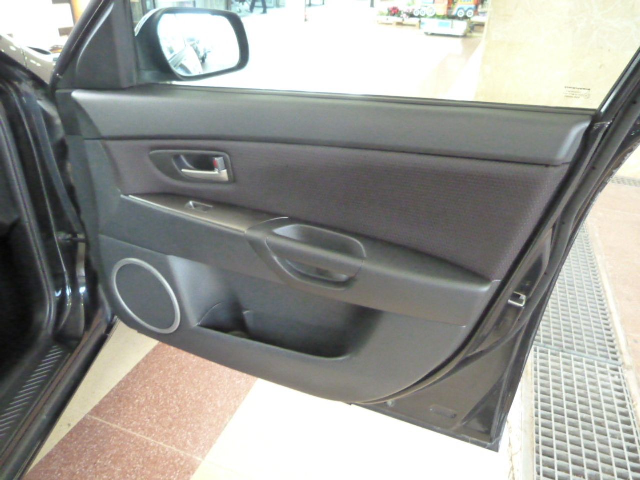 Mazda MX-30 Mazda3 1.6 VVT Active muy muy bien cuidado, kilómetros garantizados - Foto 8