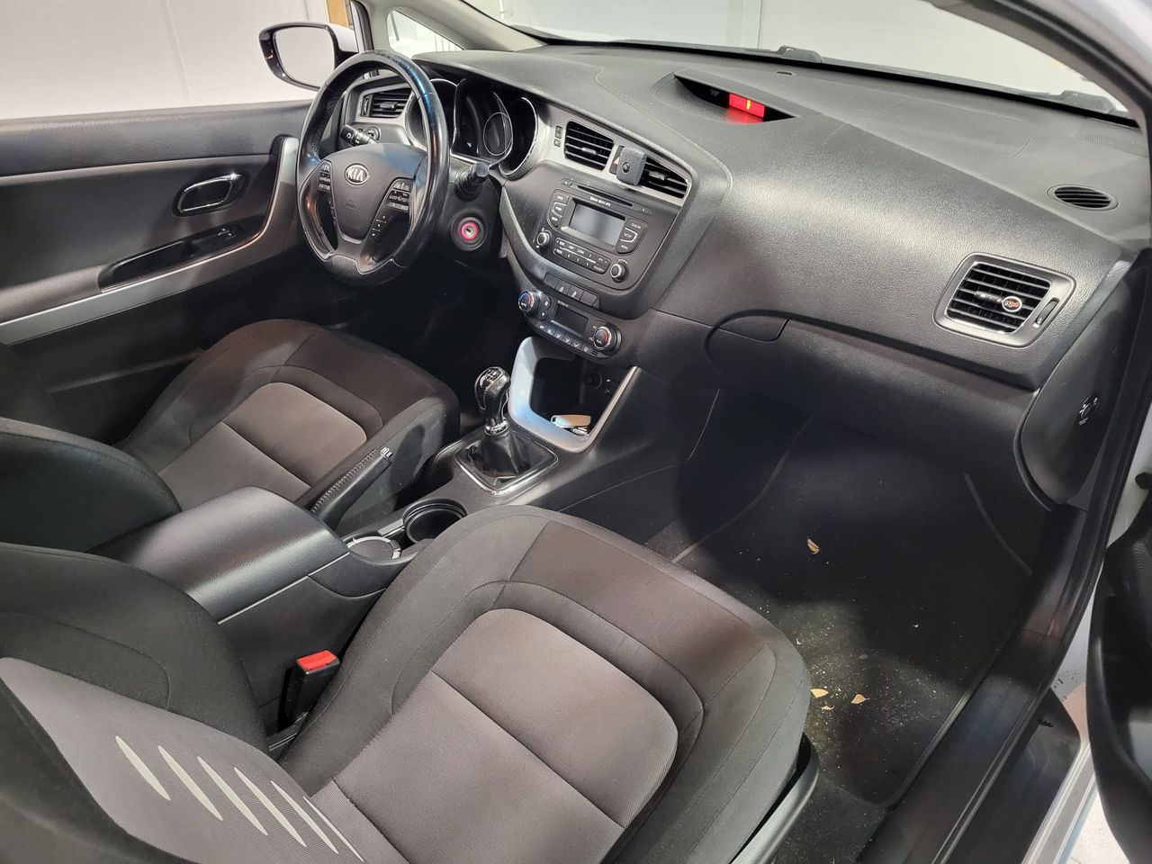 Kia Ceed pro_cee'd 1.6 CRDi VGT 110 CV Concept un solo propietario, kilómetros garantizados - Foto 7