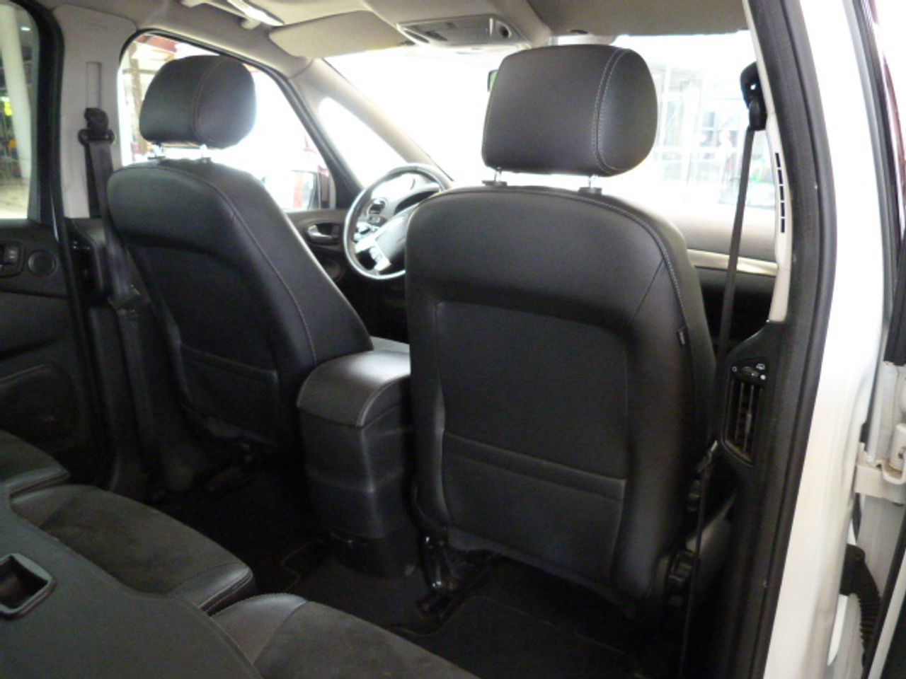 Ford S Max S-MAX 2.0 TDCi Titanium 140 CV 7 PLAZAS muy muy bien cuidado, kilómetros garantizados - Foto 14