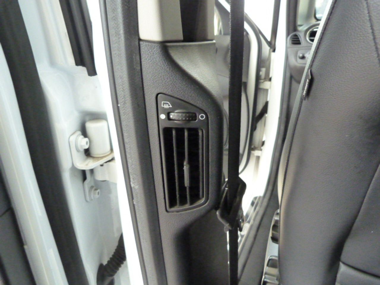 Ford S Max S-MAX 2.0 TDCi Titanium 140 CV 7 PLAZAS muy muy bien cuidado, kilómetros garantizados - Foto 45