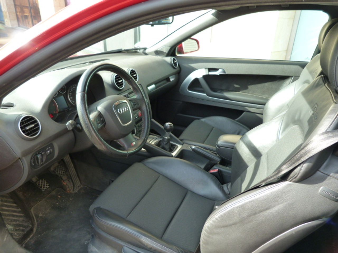 Audi A3 Ambiente 2.0 TDI 140 CV DPF un solo propietario, kilómetros garantizados - Foto 18