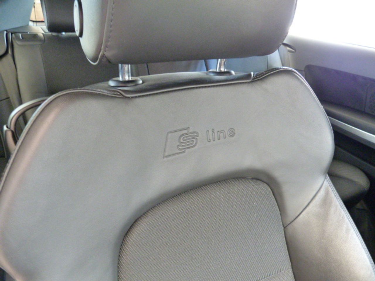 Audi A3 Ambiente 2.0 TDI 140 CV DPF un solo propietario, kilómetros garantizados - Foto 13