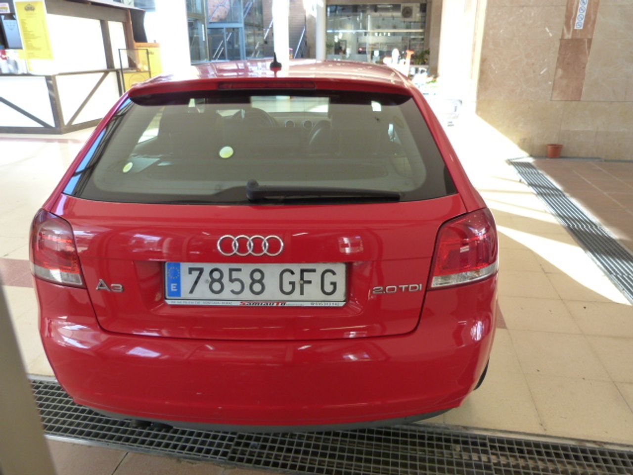 Audi A3 Ambiente 2.0 TDI 140 CV DPF un solo propietario, kilómetros garantizados - Foto 19