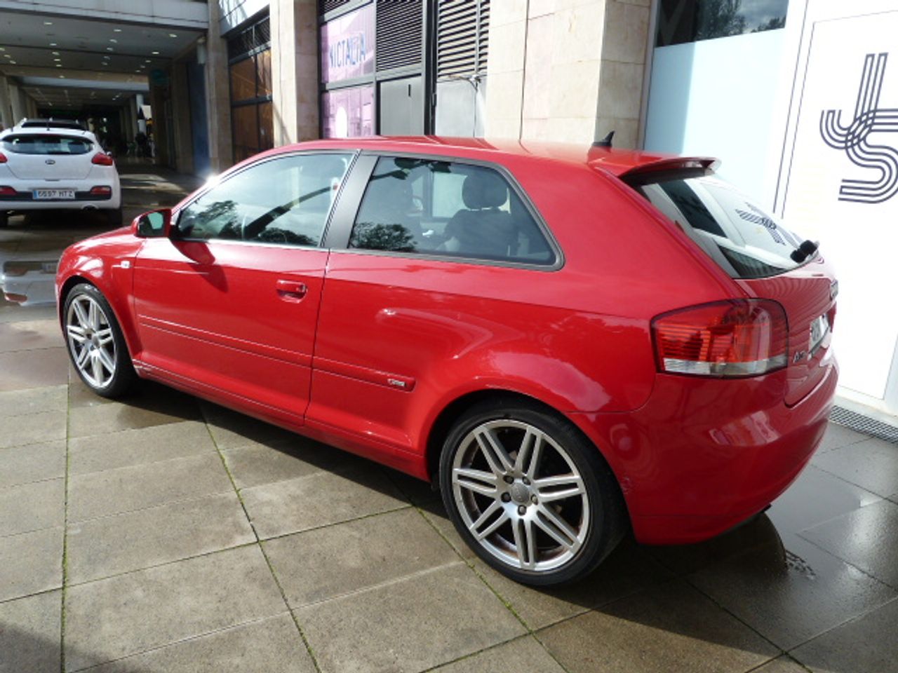 Audi A3 Ambiente 2.0 TDI 140 CV DPF un solo propietario, kilómetros garantizados - Foto 16