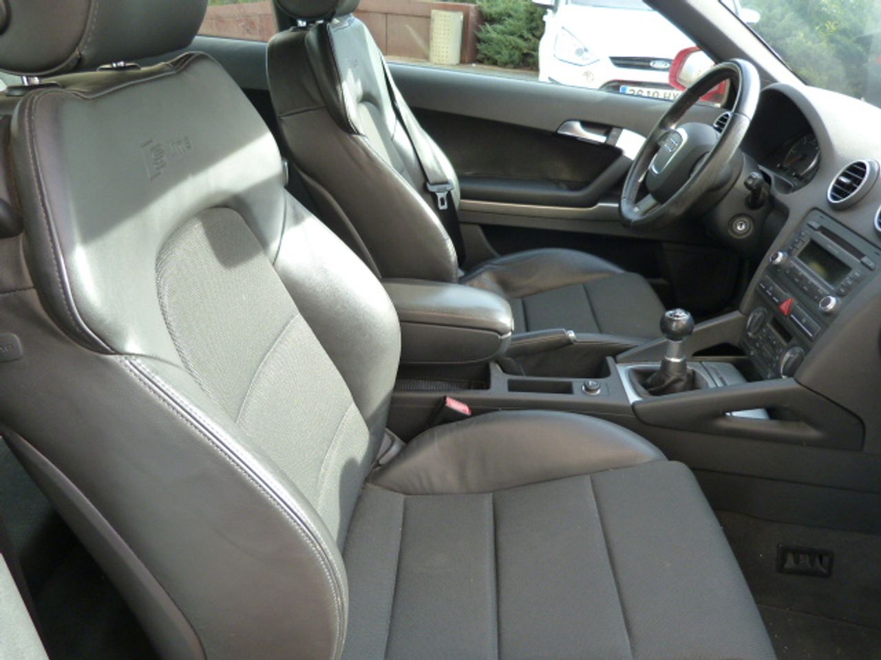 Audi A3 Ambiente 2.0 TDI 140 CV DPF un solo propietario, kilómetros garantizados - Foto 9