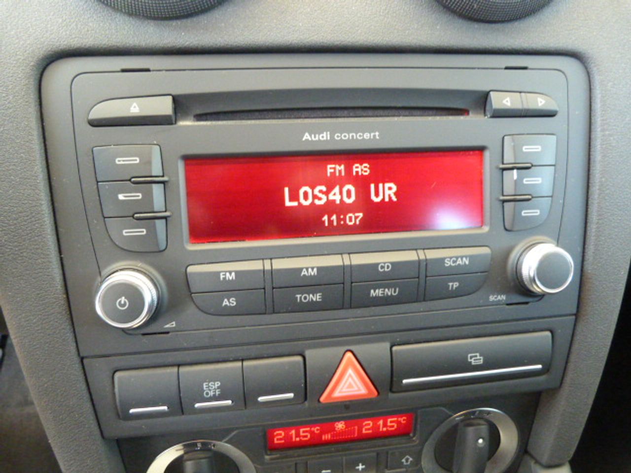 Audi A3 Ambiente 2.0 TDI 140 CV DPF un solo propietario, kilómetros garantizados - Foto 33