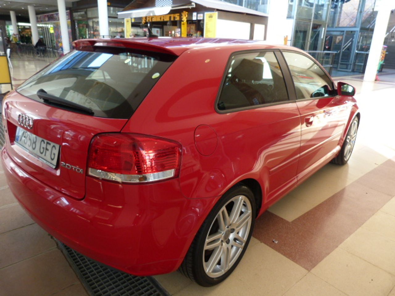 Audi A3 Ambiente 2.0 TDI 140 CV DPF un solo propietario, kilómetros garantizados - Foto 18
