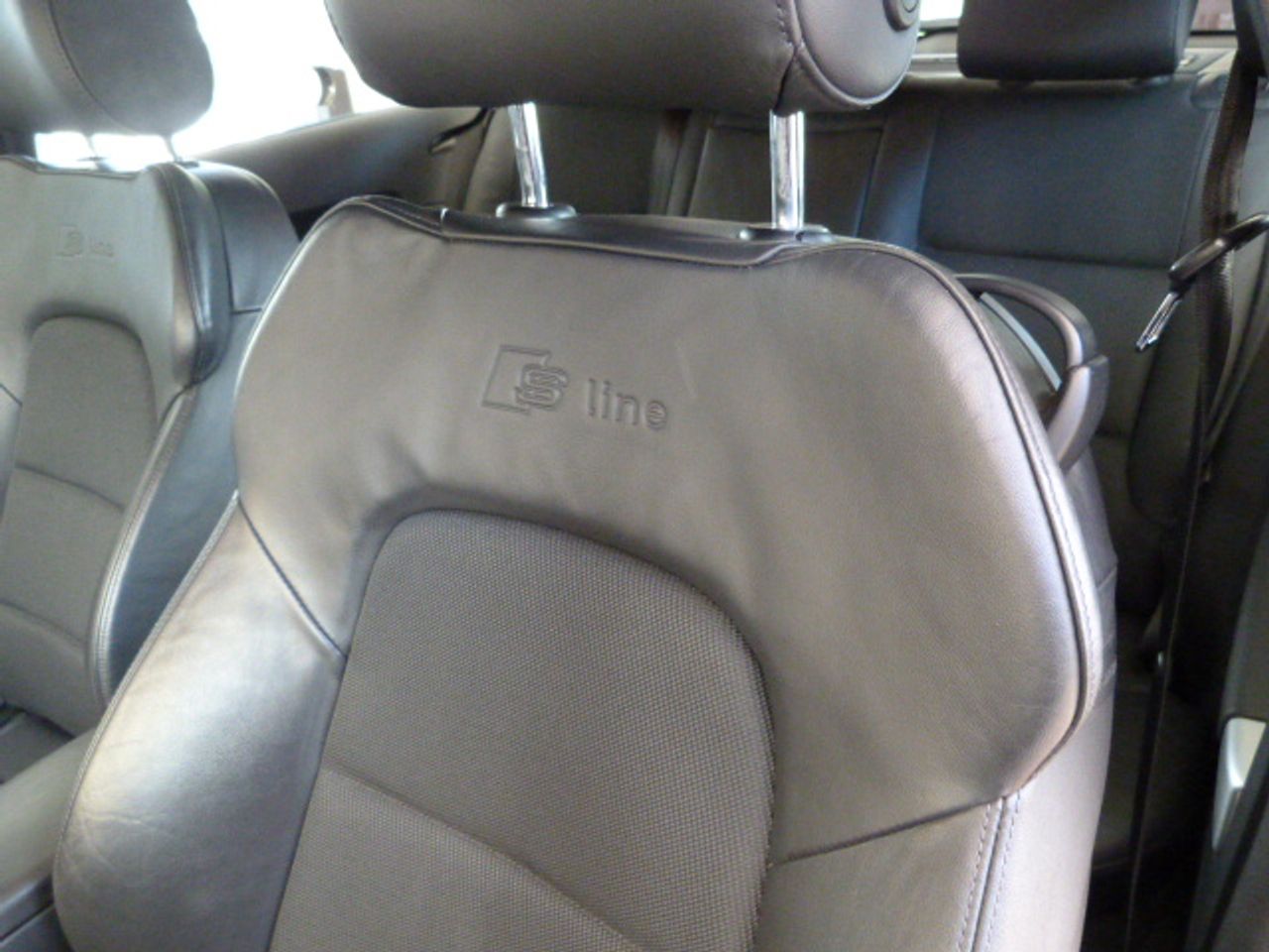 Audi A3 Ambiente 2.0 TDI 140 CV DPF un solo propietario, kilómetros garantizados - Foto 25