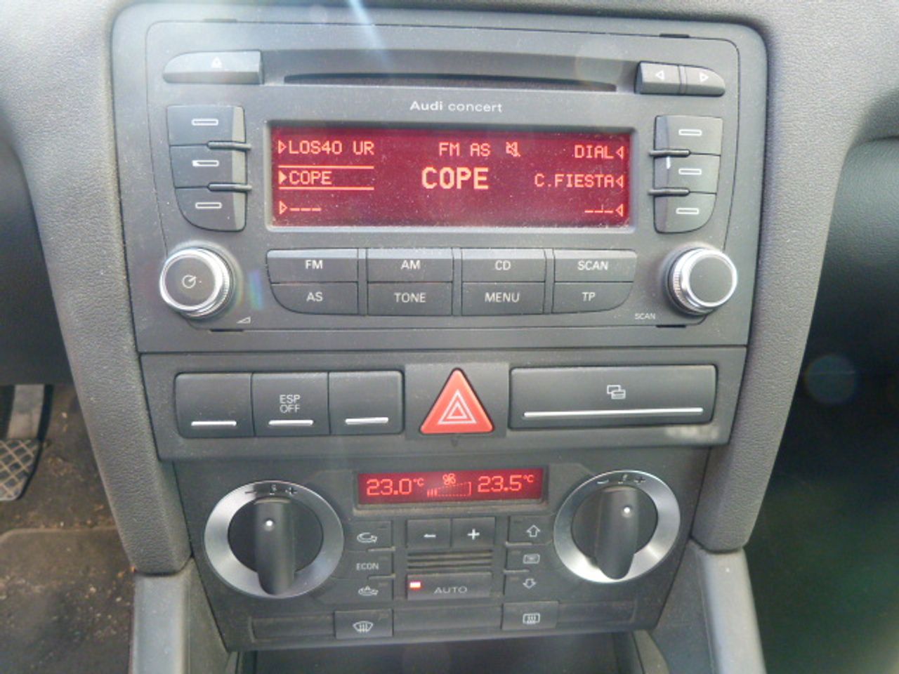 Audi A3 Ambiente 2.0 TDI 140 CV DPF un solo propietario, kilómetros garantizados - Foto 27