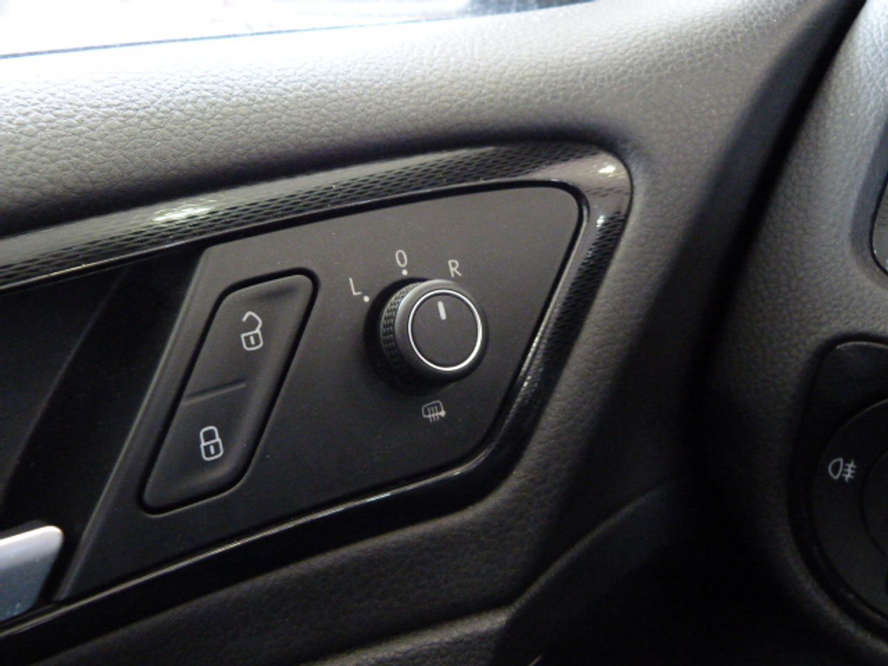 Volkswagen Golf 5p GTI 2.0 TSI 169 kW (230 CV) - Foto 27