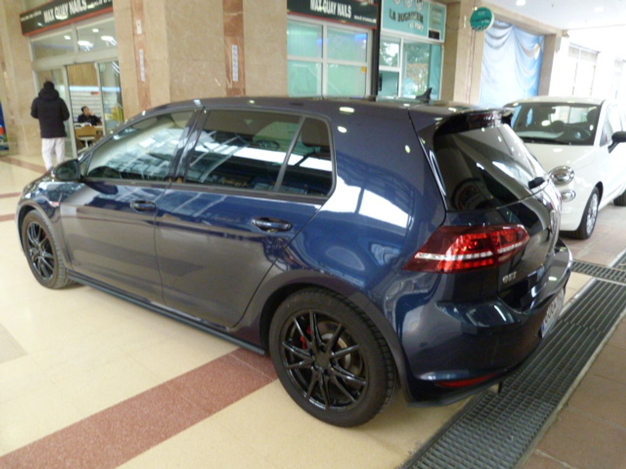 Volkswagen Golf 5p GTI 2.0 TSI 169 kW (230 CV) muy muy bien cuidado, kilómetros garantizados - Foto 19