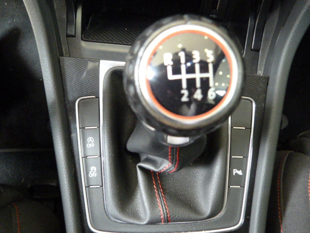 Volkswagen Golf Golf GTI 2.0 TSI 220CV BMT 5p. muy muy bien cuidado, kilómetros garantizados - Foto 34