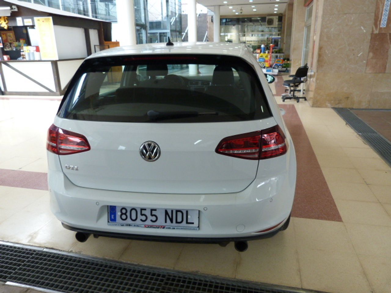 Volkswagen Golf Golf GTI 2.0 TSI 220CV BMT 5p. muy muy bien cuidado, kilómetros garantizados - Foto 18