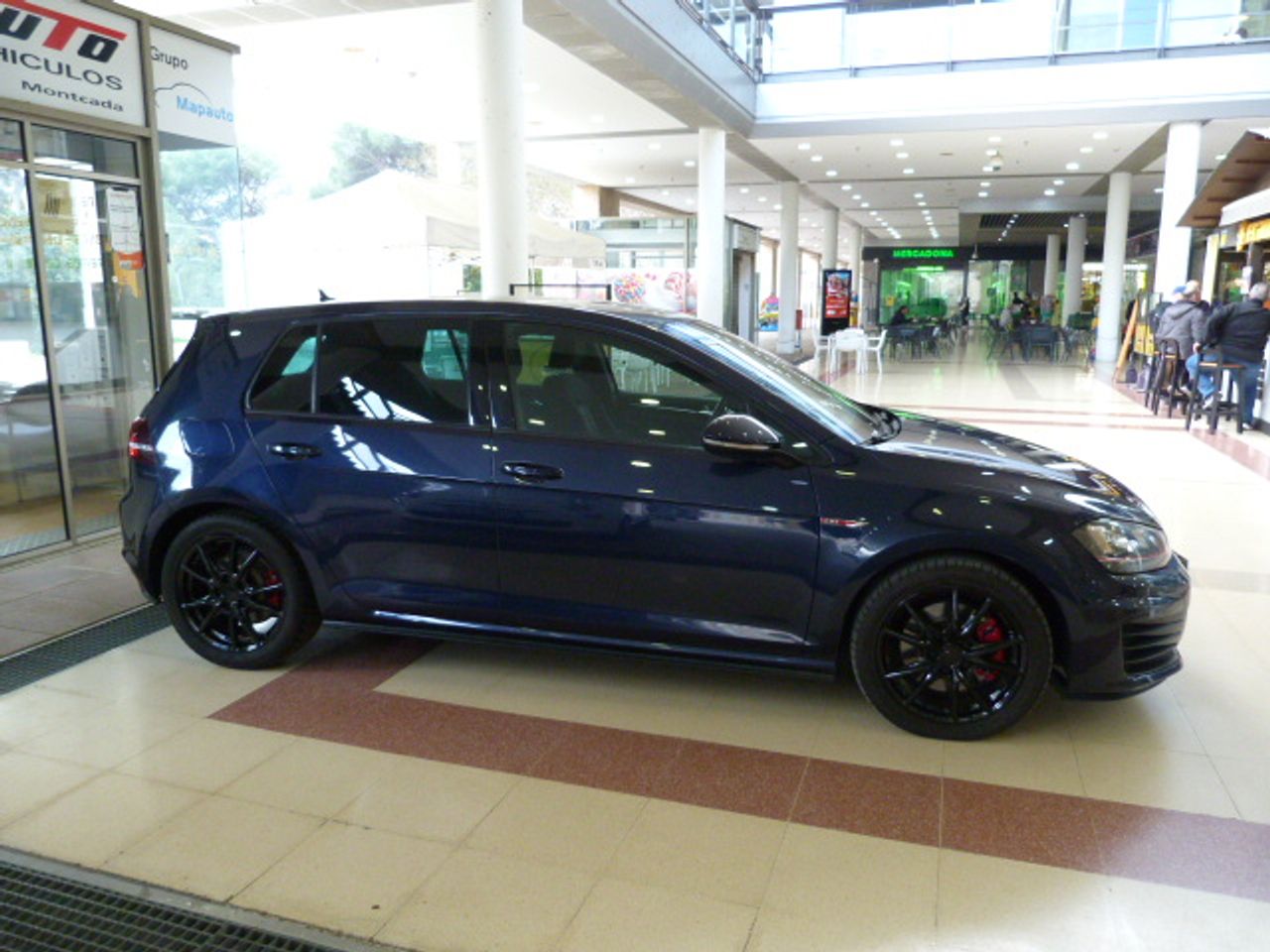 Volkswagen Golf Golf GTI 2.0 TSI 220CV BMT 5p. muy muy bien cuidado, kilómetros garantizados - Foto 7