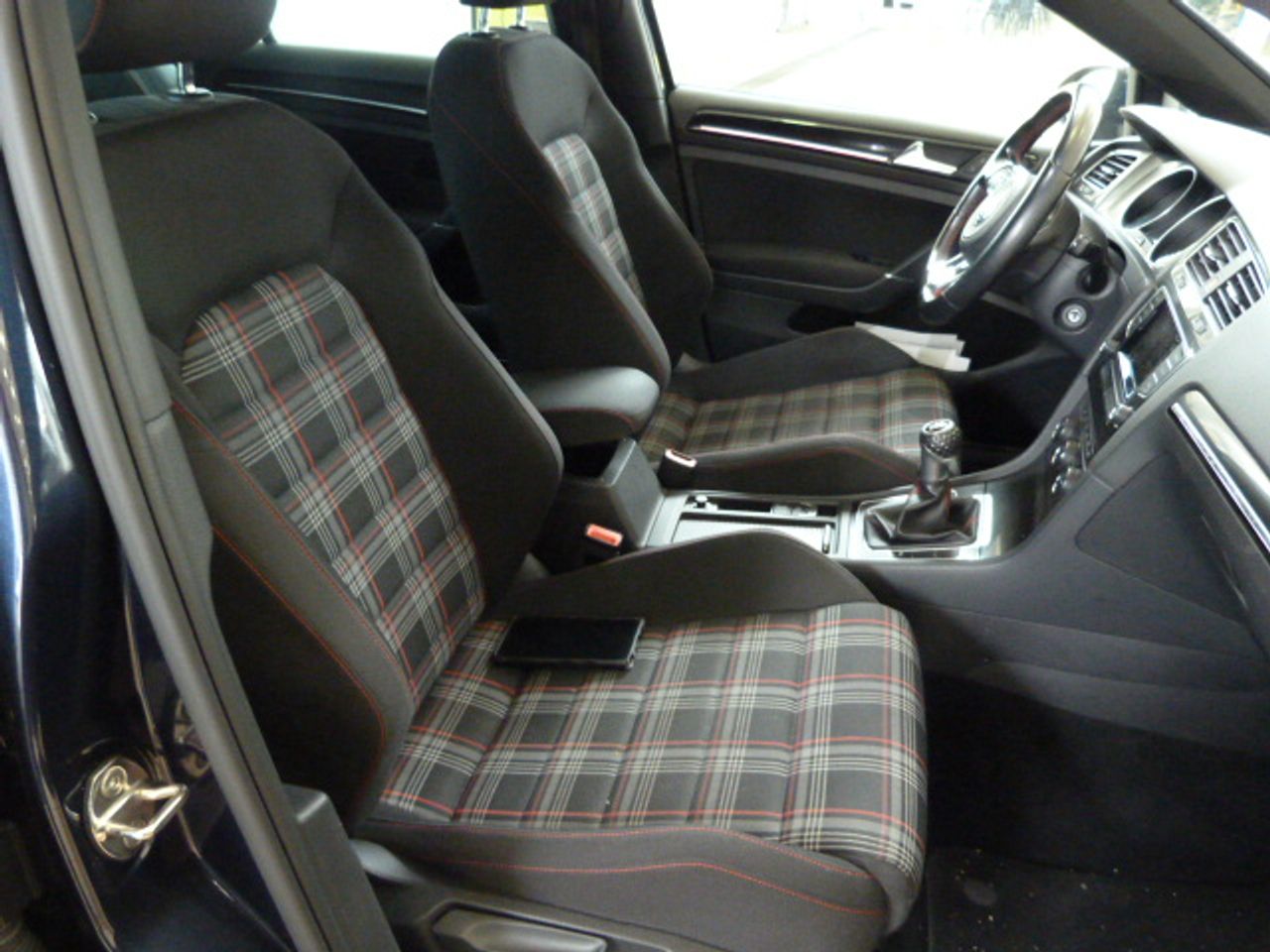 Volkswagen Golf Golf GTI 2.0 TSI 220CV BMT 5p. muy muy bien cuidado, kilómetros garantizados - Foto 10