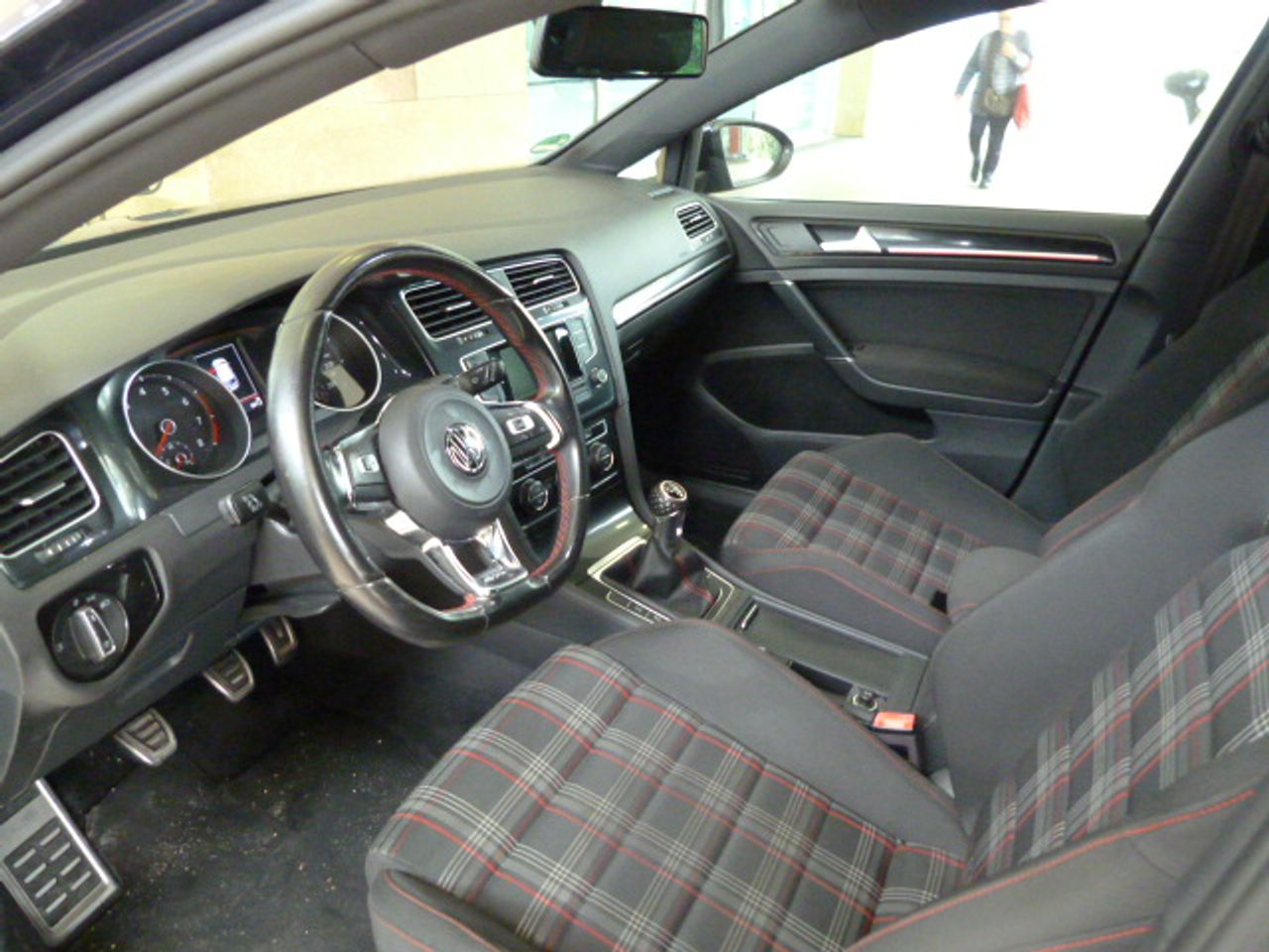 Volkswagen Golf Golf GTI 2.0 TSI 220CV BMT 5p. muy muy bien cuidado, kilómetros garantizados - Foto 22