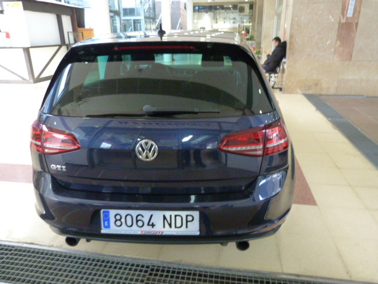 Volkswagen Golf Golf GTI 2.0 TSI 220CV BMT 5p. muy muy bien cuidado, kilómetros garantizados - Foto 17