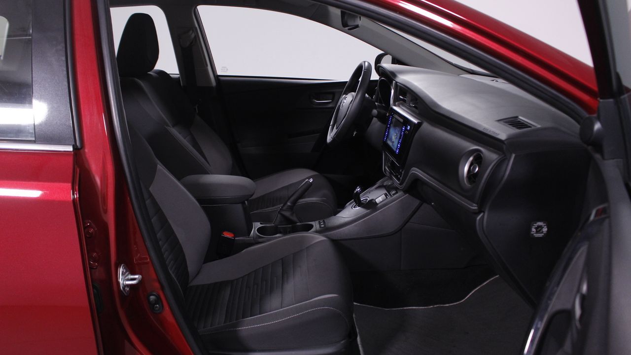 Toyota Auris 1.8 VVT-I HYBRID ACTIVE 5P - foto 6