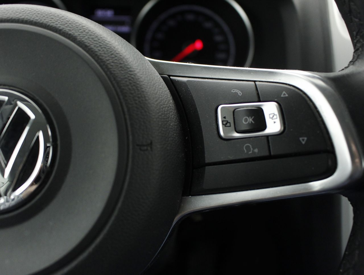 Volkswagen Scirocco 1.4 TSI R-LINE BMT 3P - foto 15