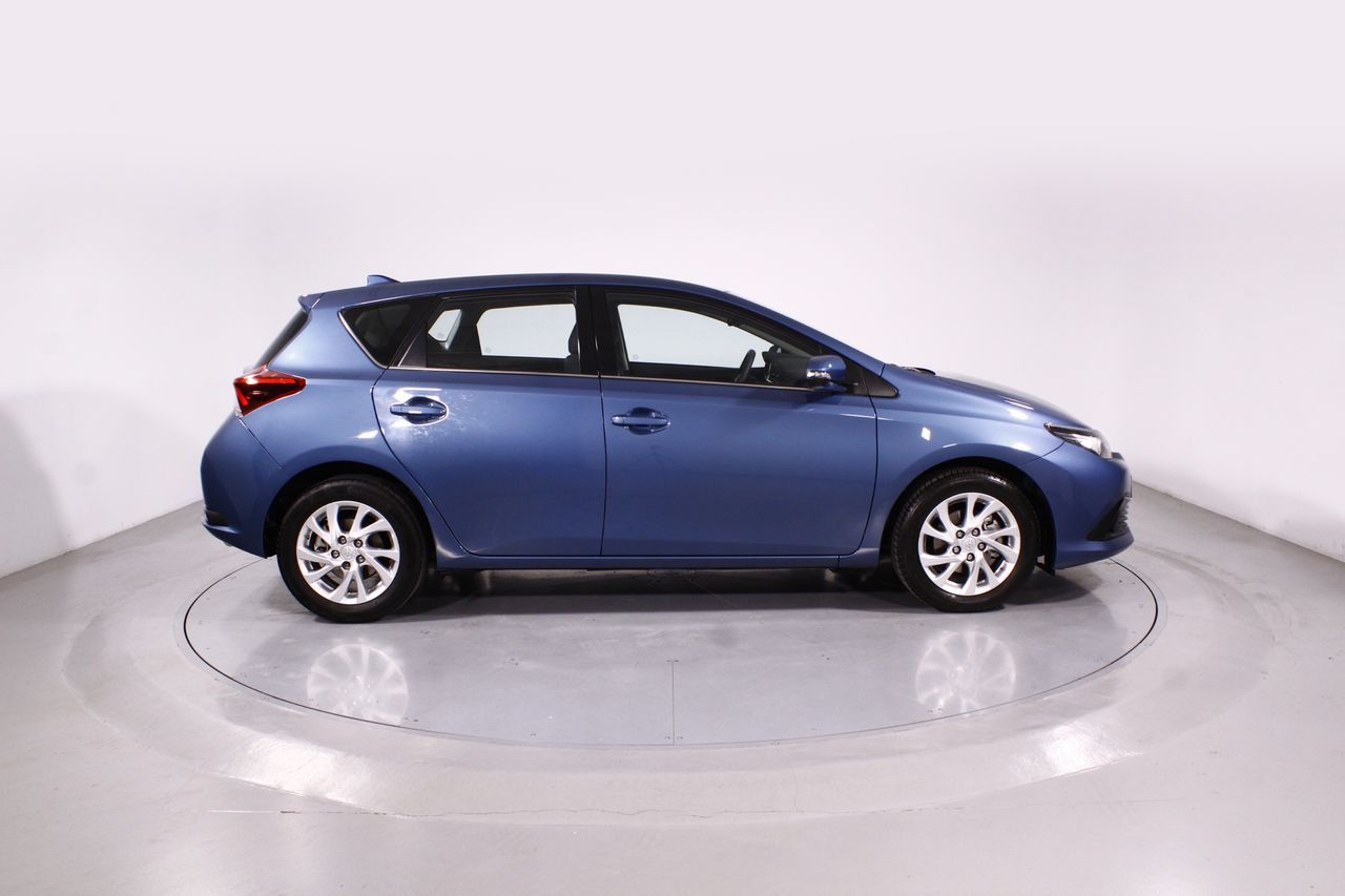 toyota auris 2018 / foto grande (3)