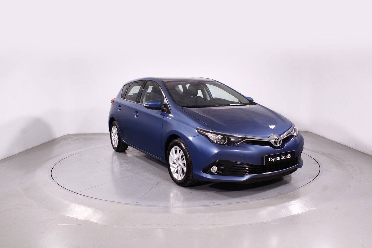 Neumaticos para vehiculos de carga  de segunda mano - toyota auris 2018 /