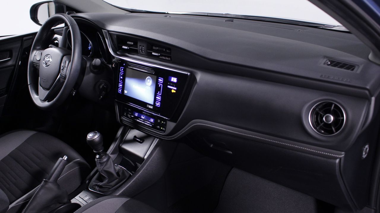 Toyota Auris 1.2T 85KW ACTIVE 5P - foto 9