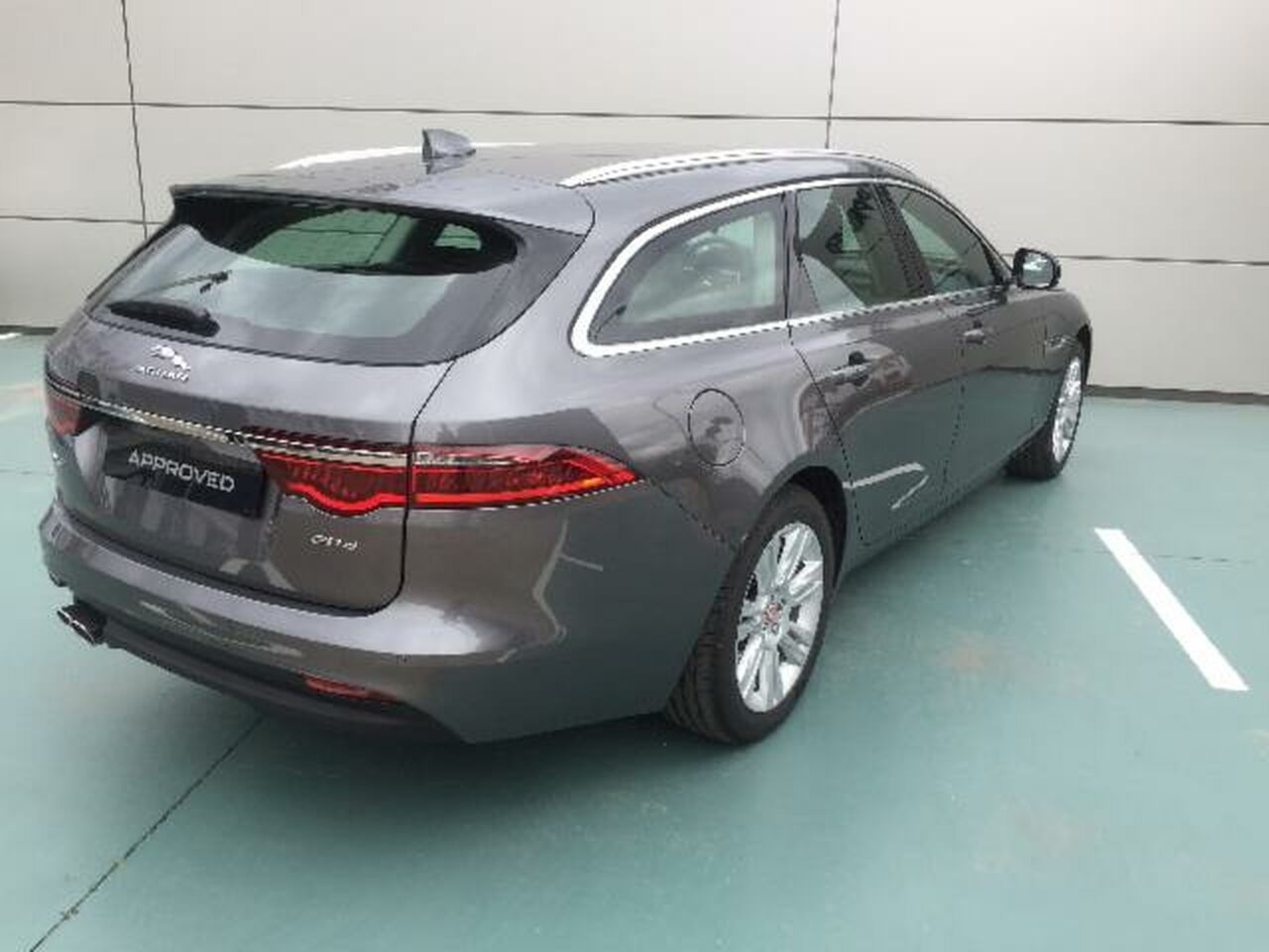 jaguar xf 2017 / foto grande (2)
