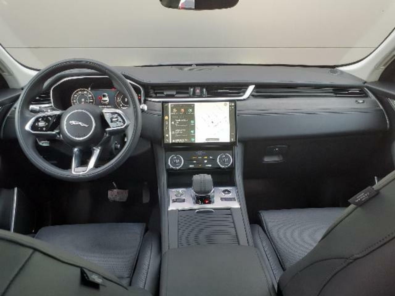 Jaguar F-Pace 2.0D 150KW STANDARD SE AUTO 4WD 5P - foto 4