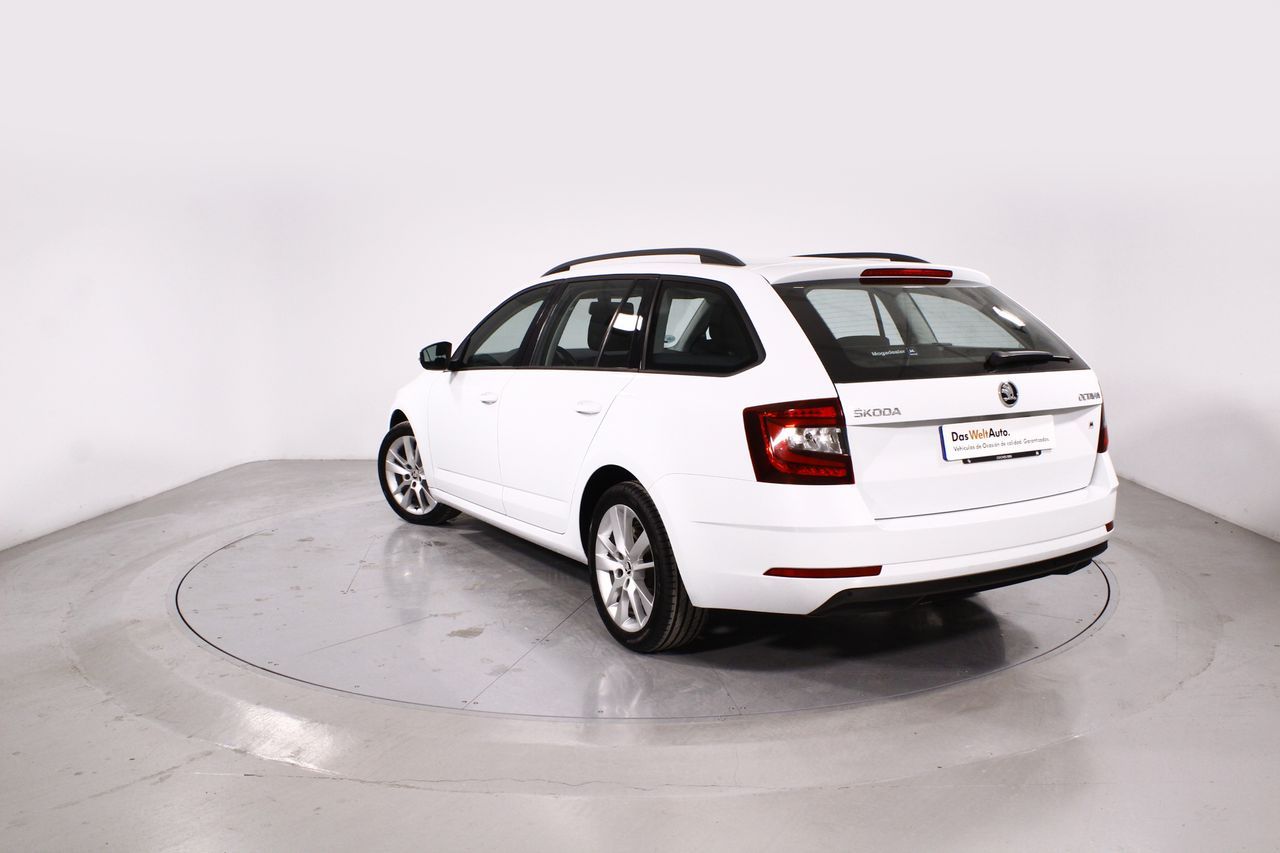 skoda octavia 2019 / foto grande (2)