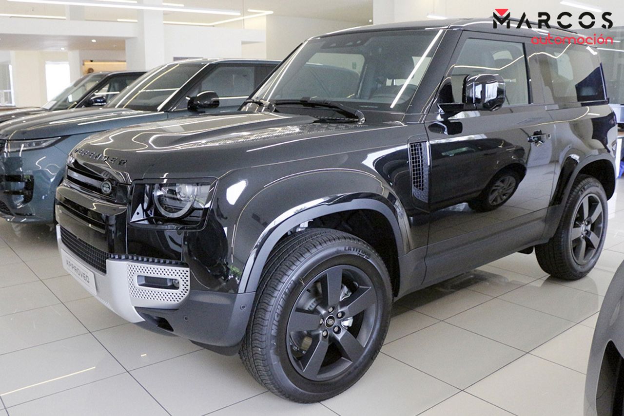 Foto land-rover defender 2023 /